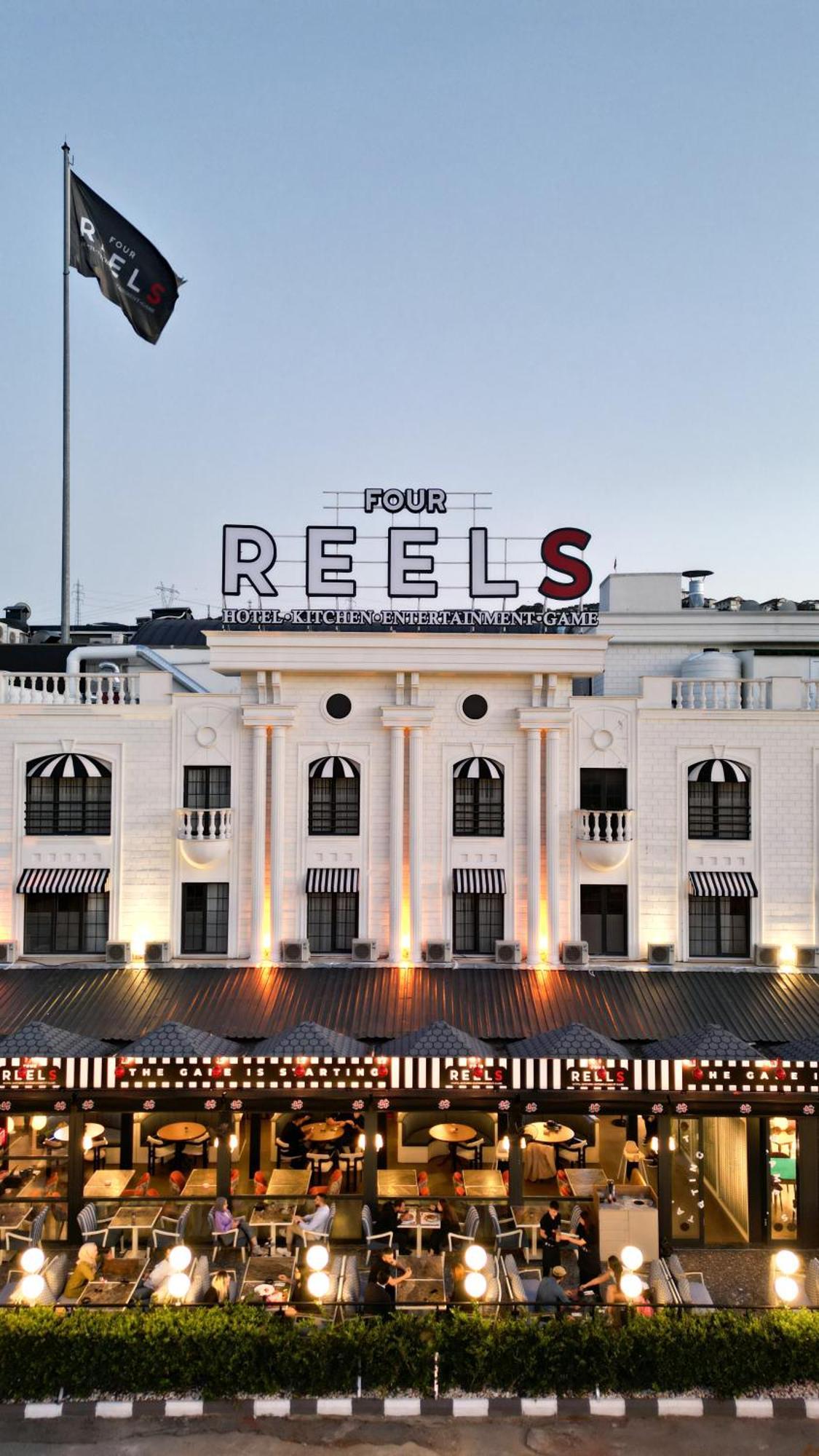 Four Reels Hotel Serdivan Exterior foto